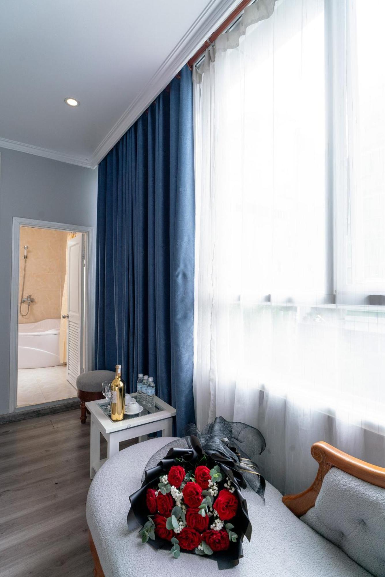 Ruby Saigon Hotel - Le Thanh Ton Ho Si Minh-város Kültér fotó